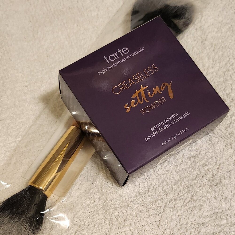 Tarte creaseless setting & brightening powder